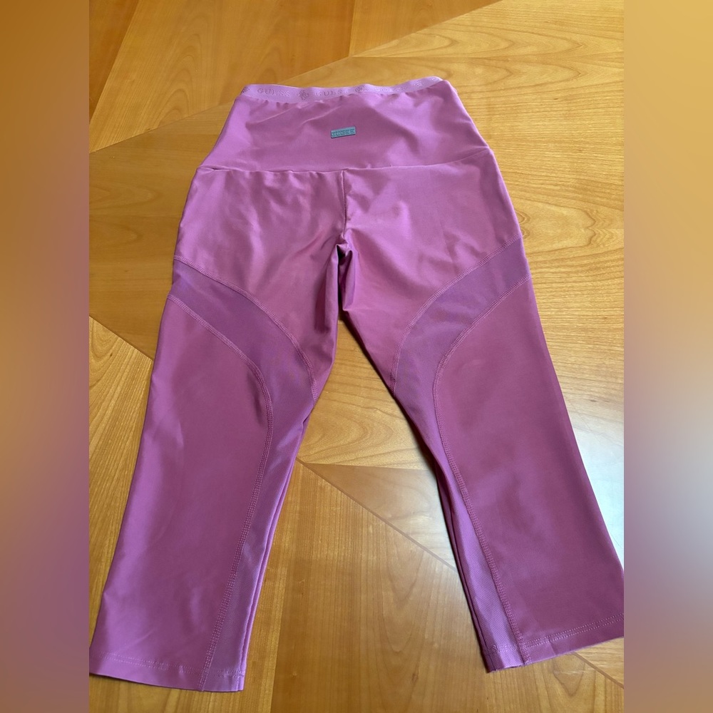 GUESS cropped pink leggings